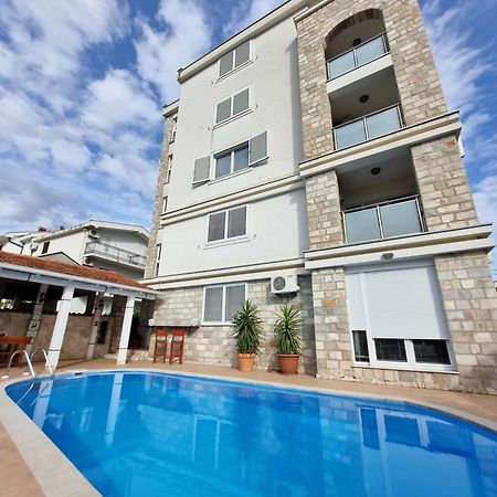 Mila & Aleksandr Apartments Будва Экстерьер фото