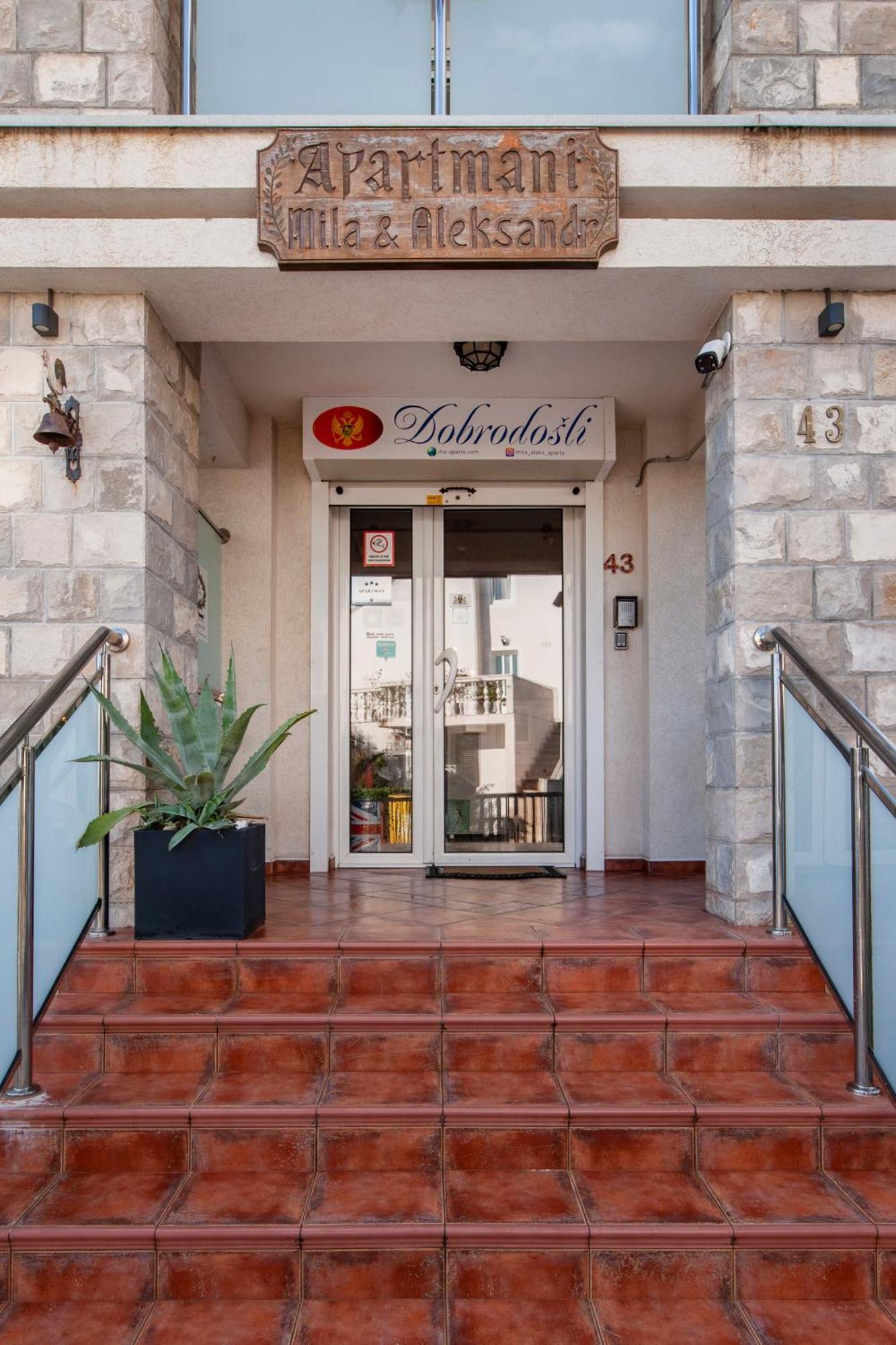 Mila & Aleksandr Apartments Будва Экстерьер фото